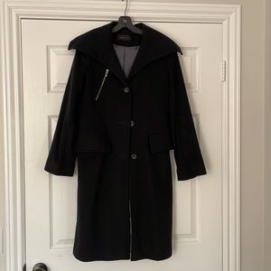 BCBGMAXAZRIA Vintage Coat. Wool and cashmere